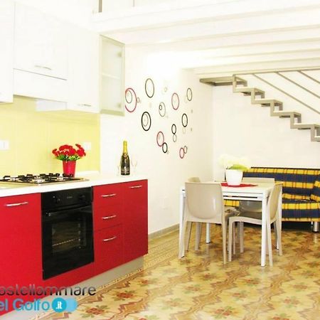 קאסטלמארה דל גולפו Casa Vacanza Raggio Di Sole מראה חיצוני תמונה