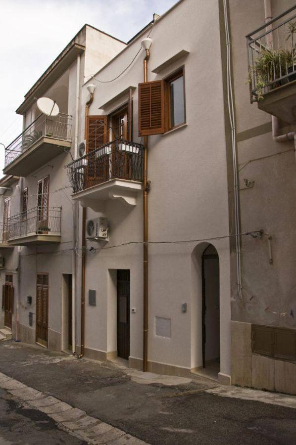 קאסטלמארה דל גולפו Casa Vacanza Raggio Di Sole מראה חיצוני תמונה