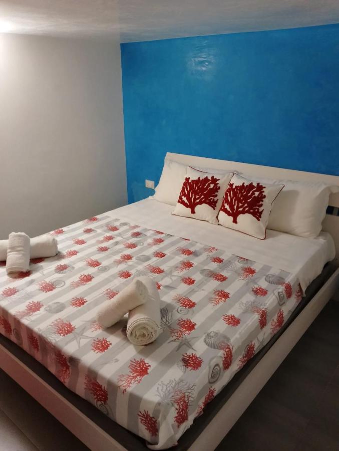קאסטלמארה דל גולפו Casa Vacanza Raggio Di Sole מראה חיצוני תמונה