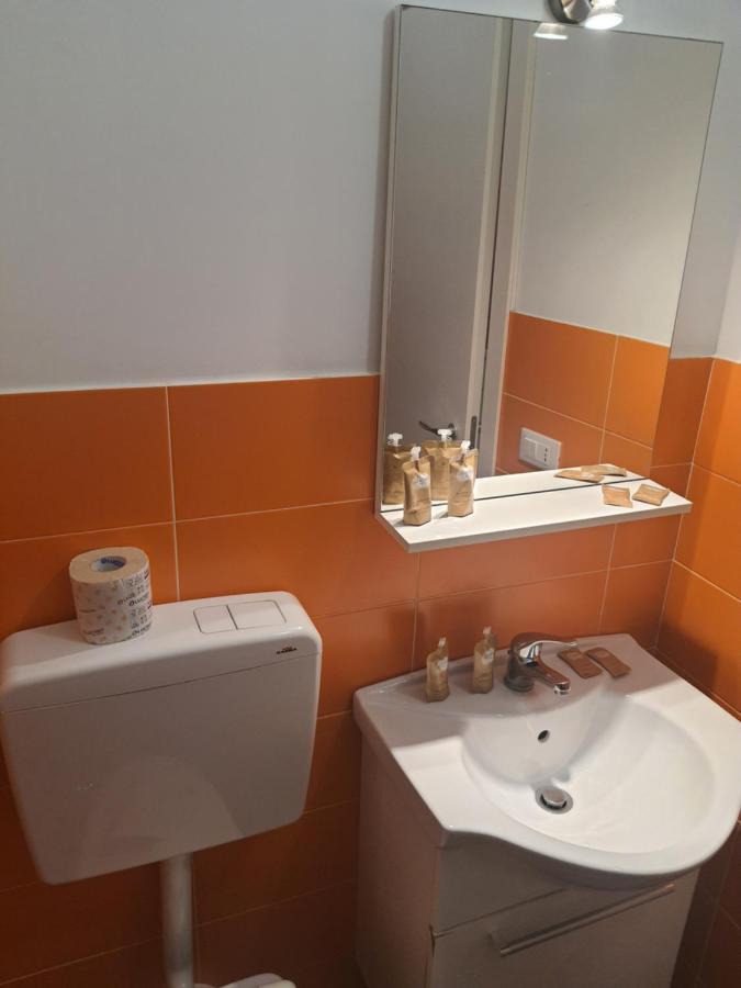 קאסטלמארה דל גולפו Casa Vacanza Raggio Di Sole מראה חיצוני תמונה